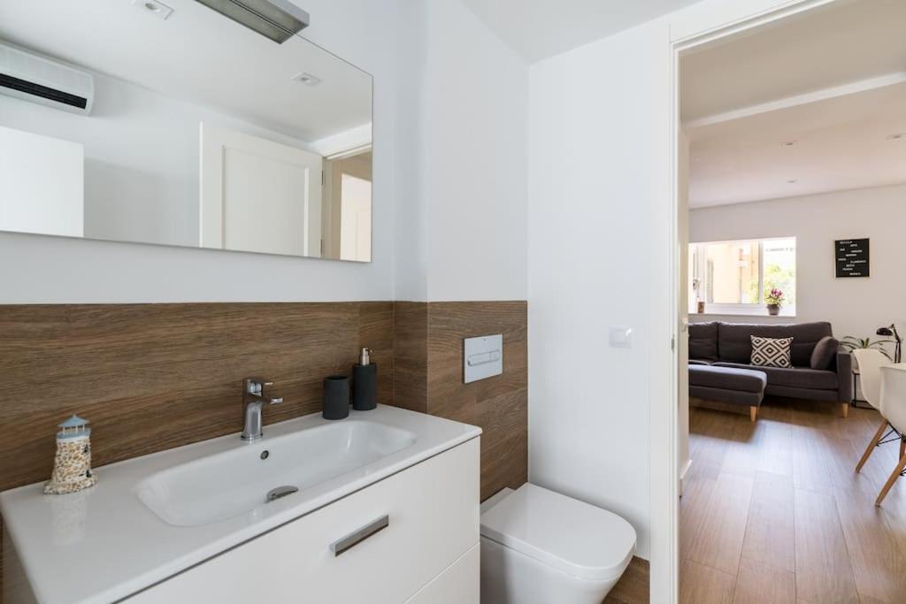 Apartamento Moderno En Triana 2 Dormitorios Y Aire Acondicionado Sevilla Exterior foto