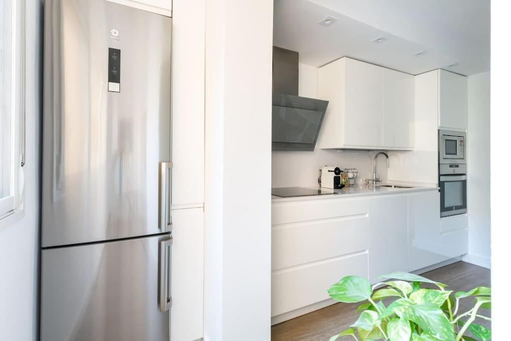 Apartamento Moderno En Triana 2 Dormitorios Y Aire Acondicionado Sevilla Exterior foto